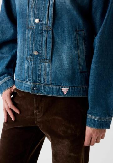 Джинсовая куртка