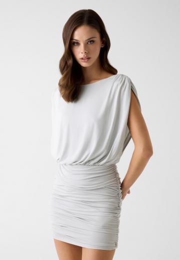 Короткое платье