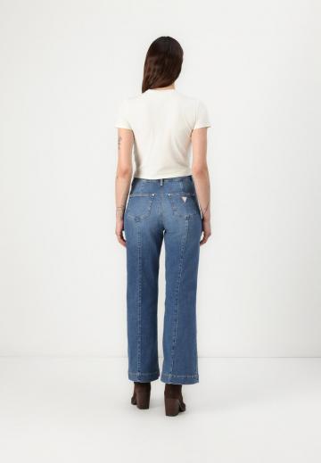 Клешеные джинсы