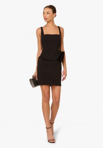 Платье футляр