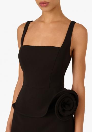 Платье футляр