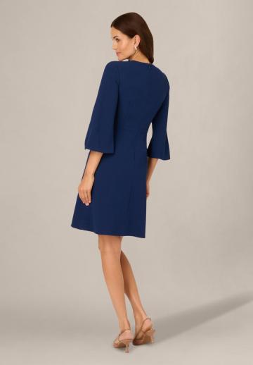 Короткое платье