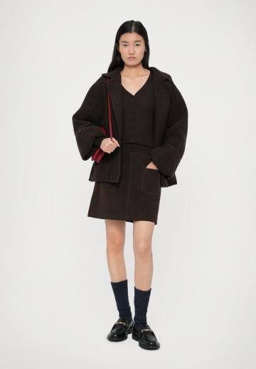 Шерстяное пальто