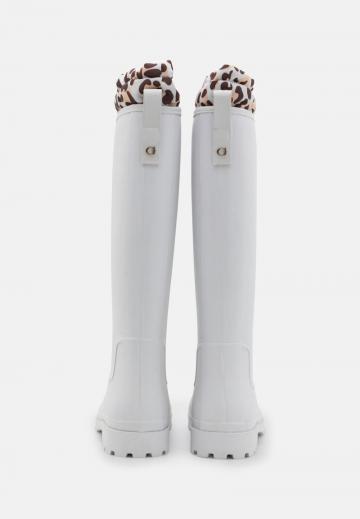 Резиновые сапоги