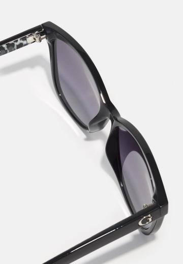 Солнечные очки