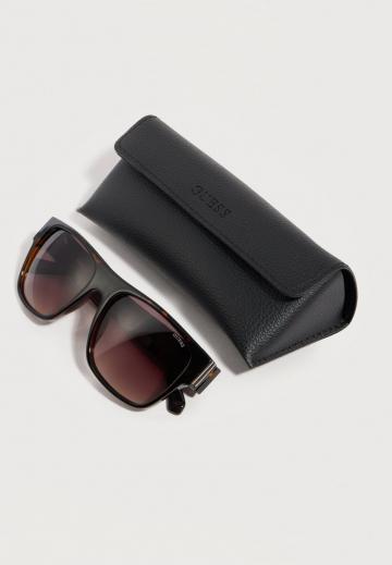 Солнечные очки