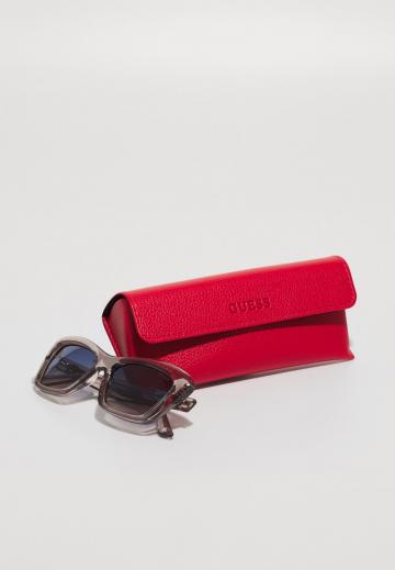 Солнечные очки