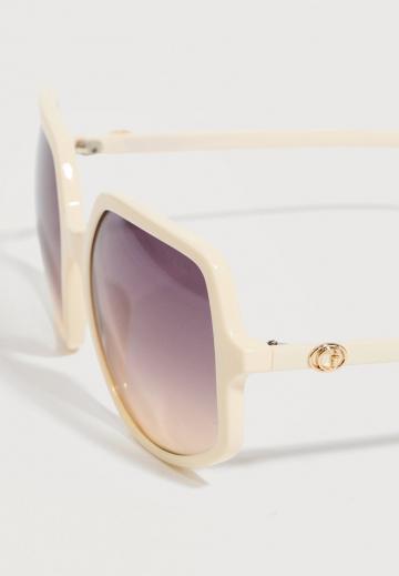 Солнечные очки