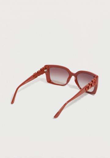 Солнечные очки