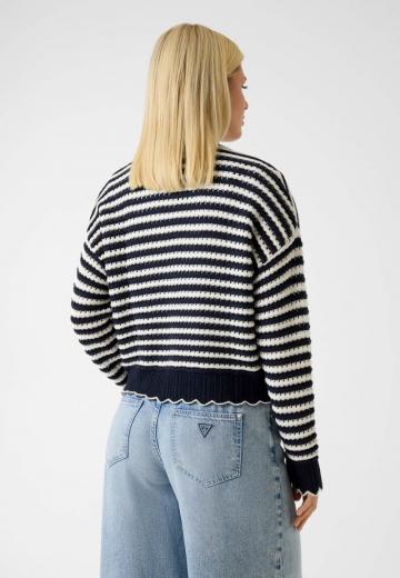 Вязаная кофта