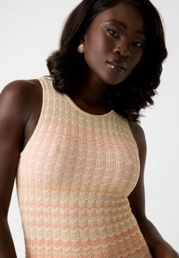 Вязаное платье