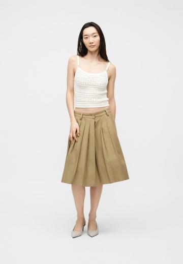 Топ на бретельках