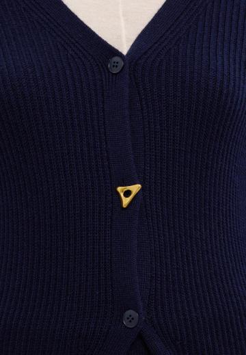 Длинный жилет