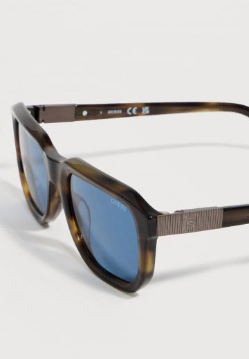 Солнечные очки