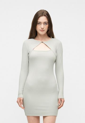 Короткое платье