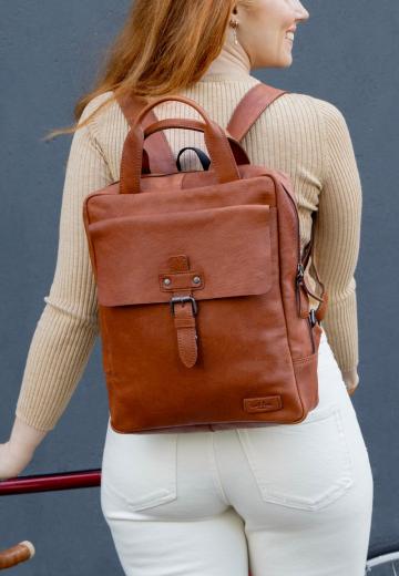 Кожаный рюкзак