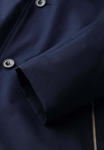 Короткое пальто