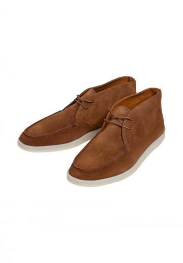 Ботинки на шнуровке