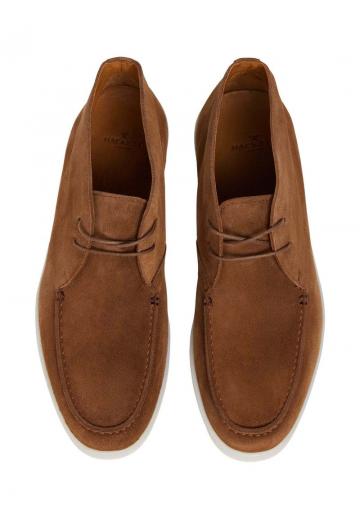 Ботинки на шнуровке