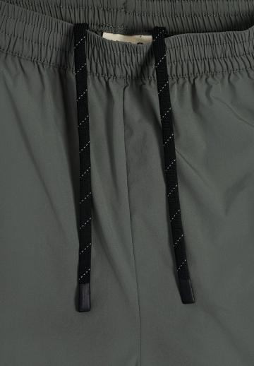 Прямые брюки