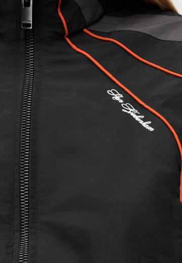 Спортивная куртка