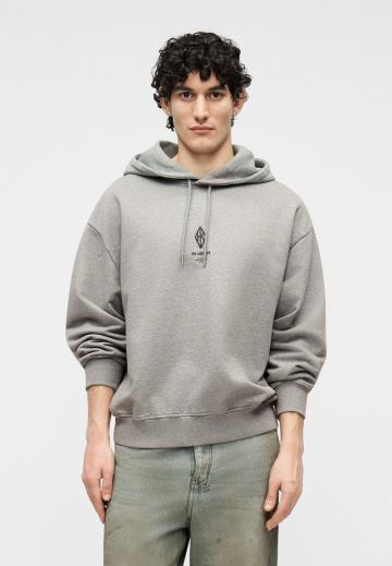 Пуловер с капюшоном