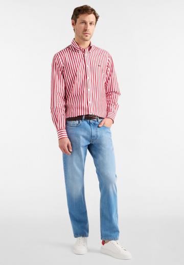 Прямые джинсы