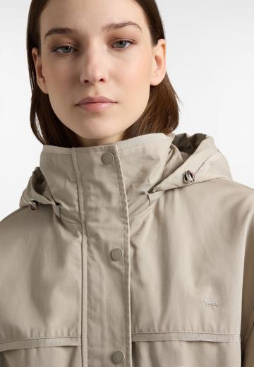 Короткое пальто