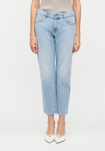 Прямые джинсы