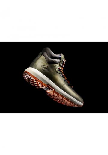 Походные ботинки