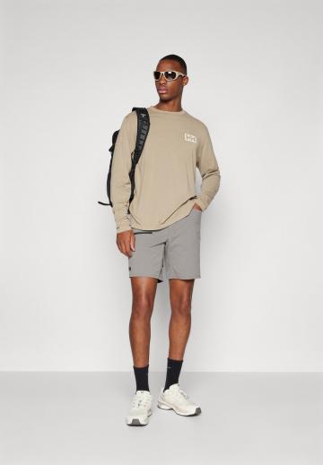 Спортивныве шорты