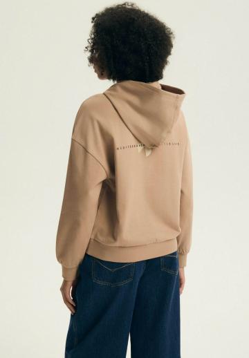 Пуловер с капюшоном