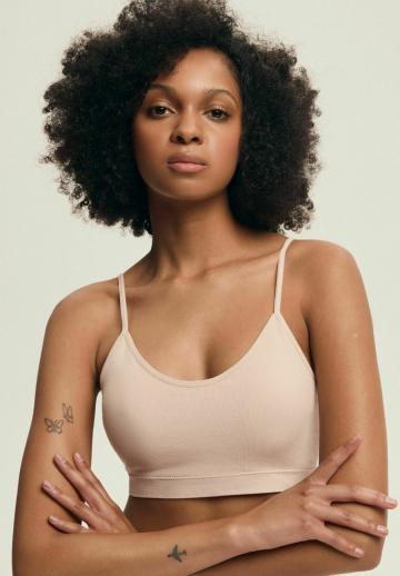 Бюстгальтер без косточек