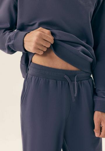 Спортивные штаны