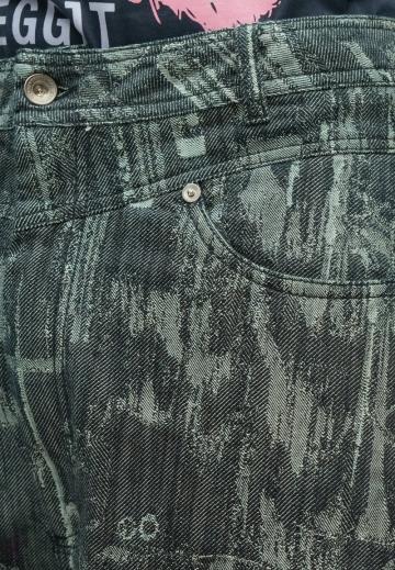 Прямые джинсы