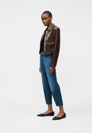 Короткие джинсы