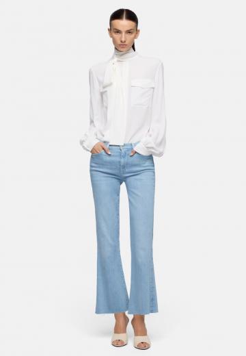 Клешеные джинсы