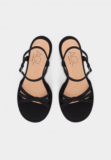 Босоножки на платформе