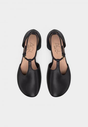 Туфли с ремешком