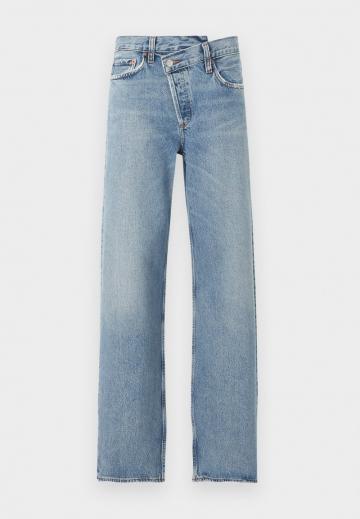 Джинсы бойфренда