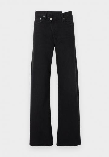 Свободные джинсы