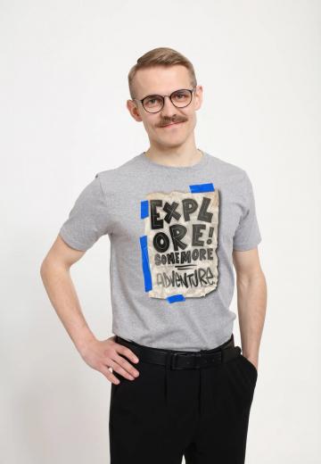 Футболка