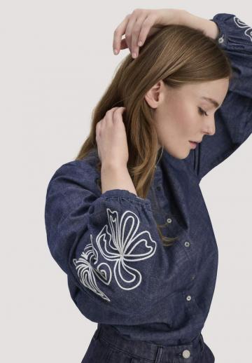 Джинсовая блузка