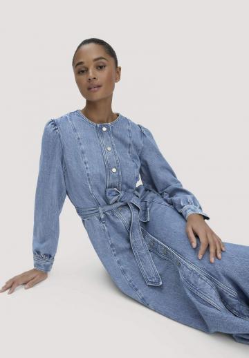 Джинсовое платье