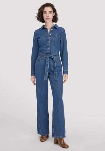 Джинсовый комбинезон