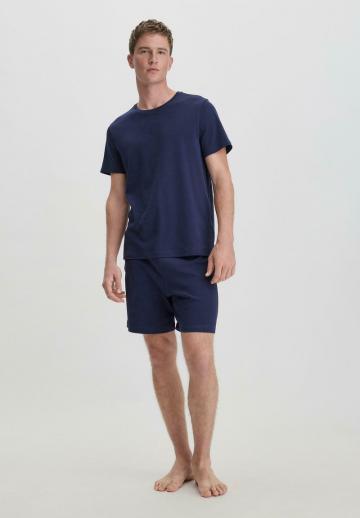 Пижама с шортами