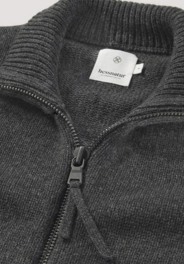 Вязаная кофта