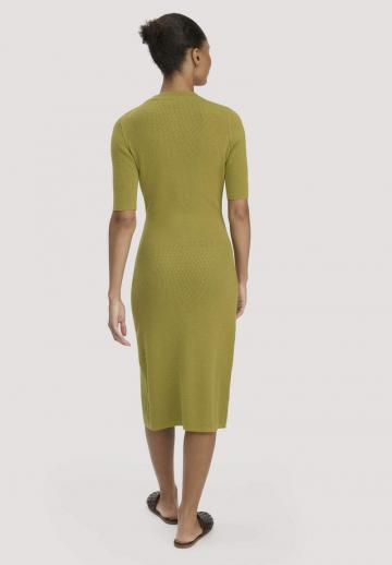 Платье футляр