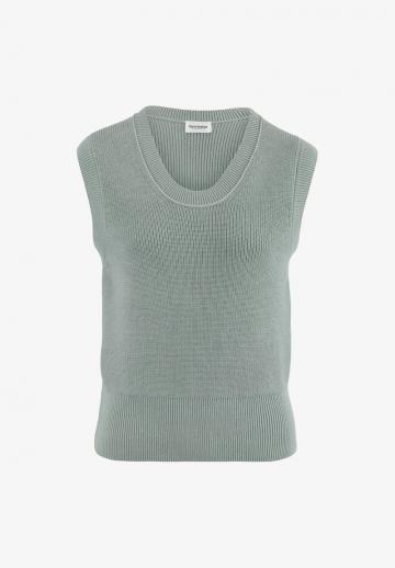 Пуловер без рукавов