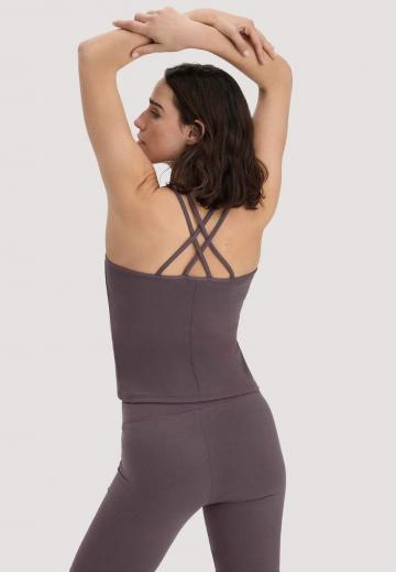 Топ на бретельках